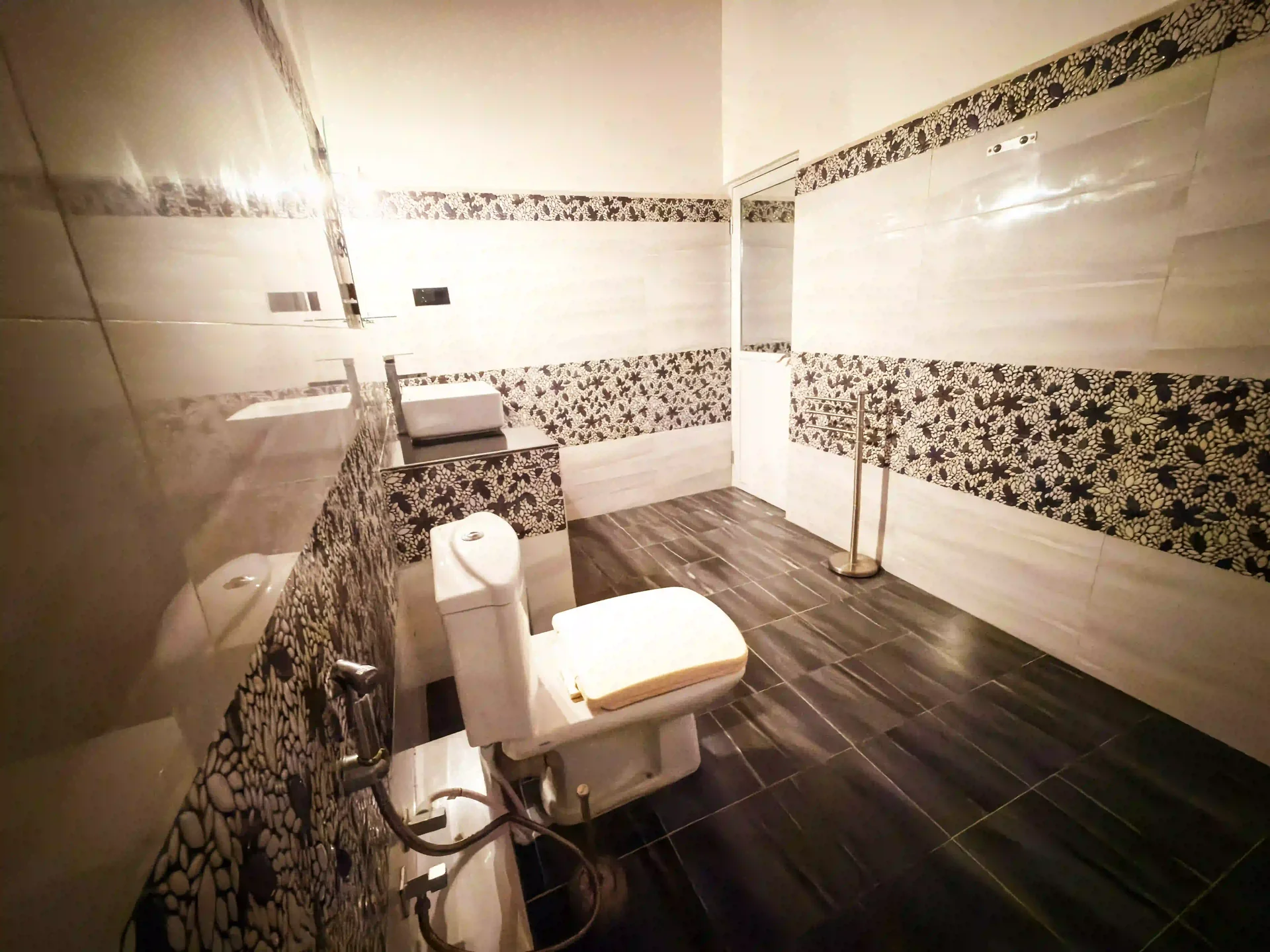 Double Room - Photo 4
